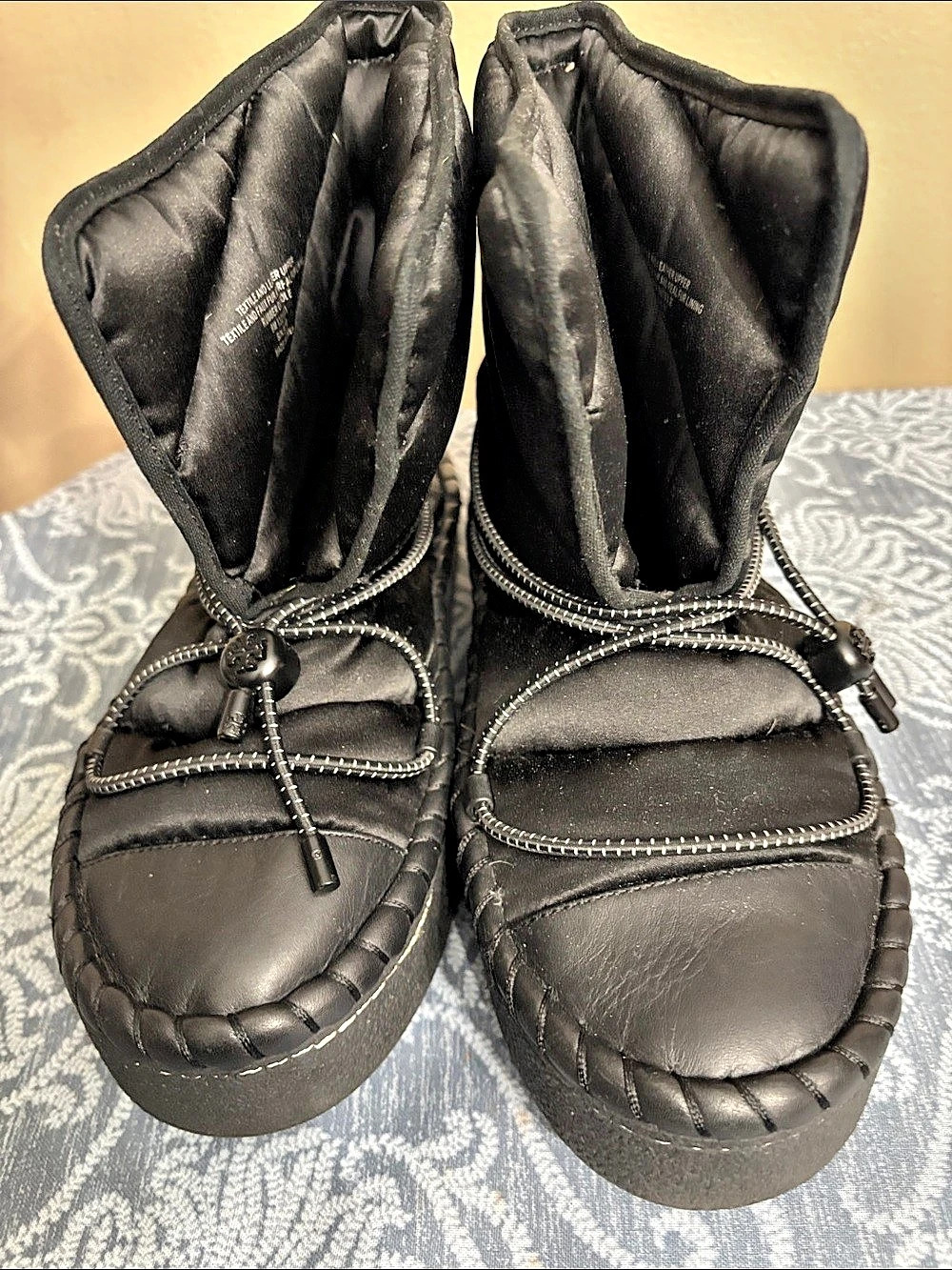Tory Burch Quilted Puffer Platform Winter Boot Boots - Black